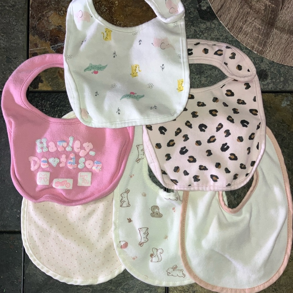 👣6pc Bibs 4/$12👣